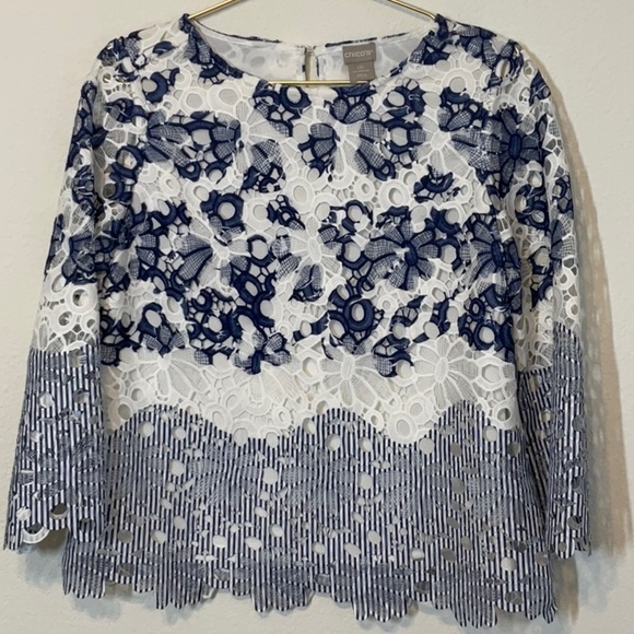 Chico’s Printed Lace Popover Top
0 Petite ( Size 4) White Navy - Picture 6 of 13